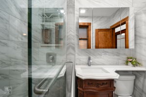 536 W 17th St, Chicago, IL 60608_036