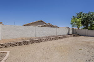  Photo 34