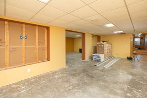 27-Lower Level