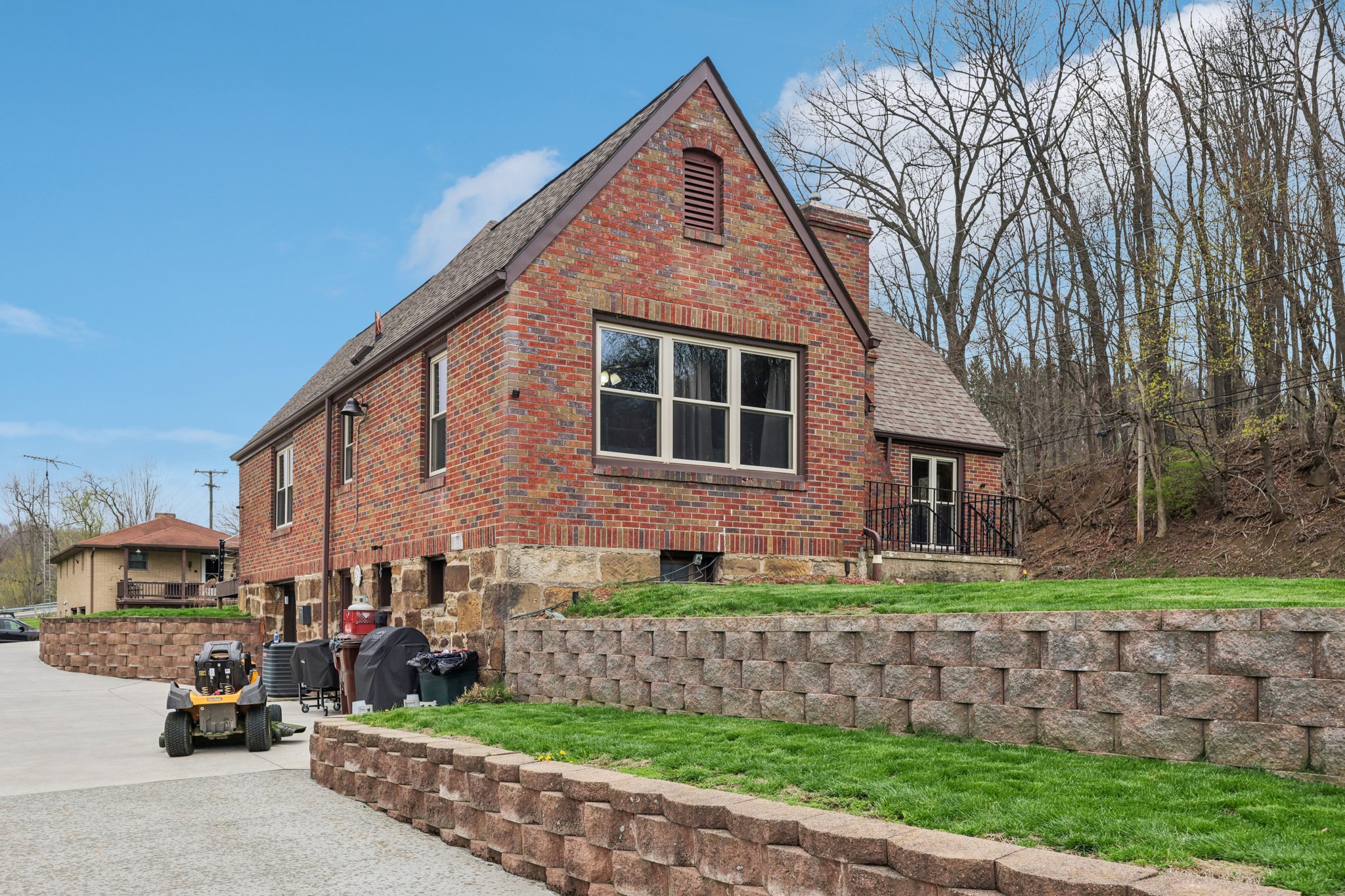 Old Lincoln Hwy-S0704-003.jpg