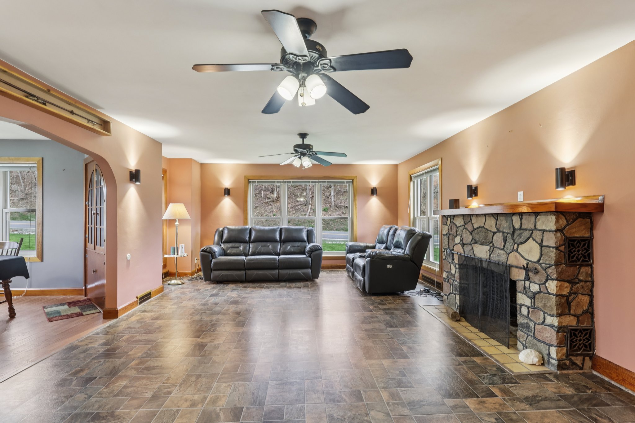 Old Lincoln Hwy-S0704-012.jpg