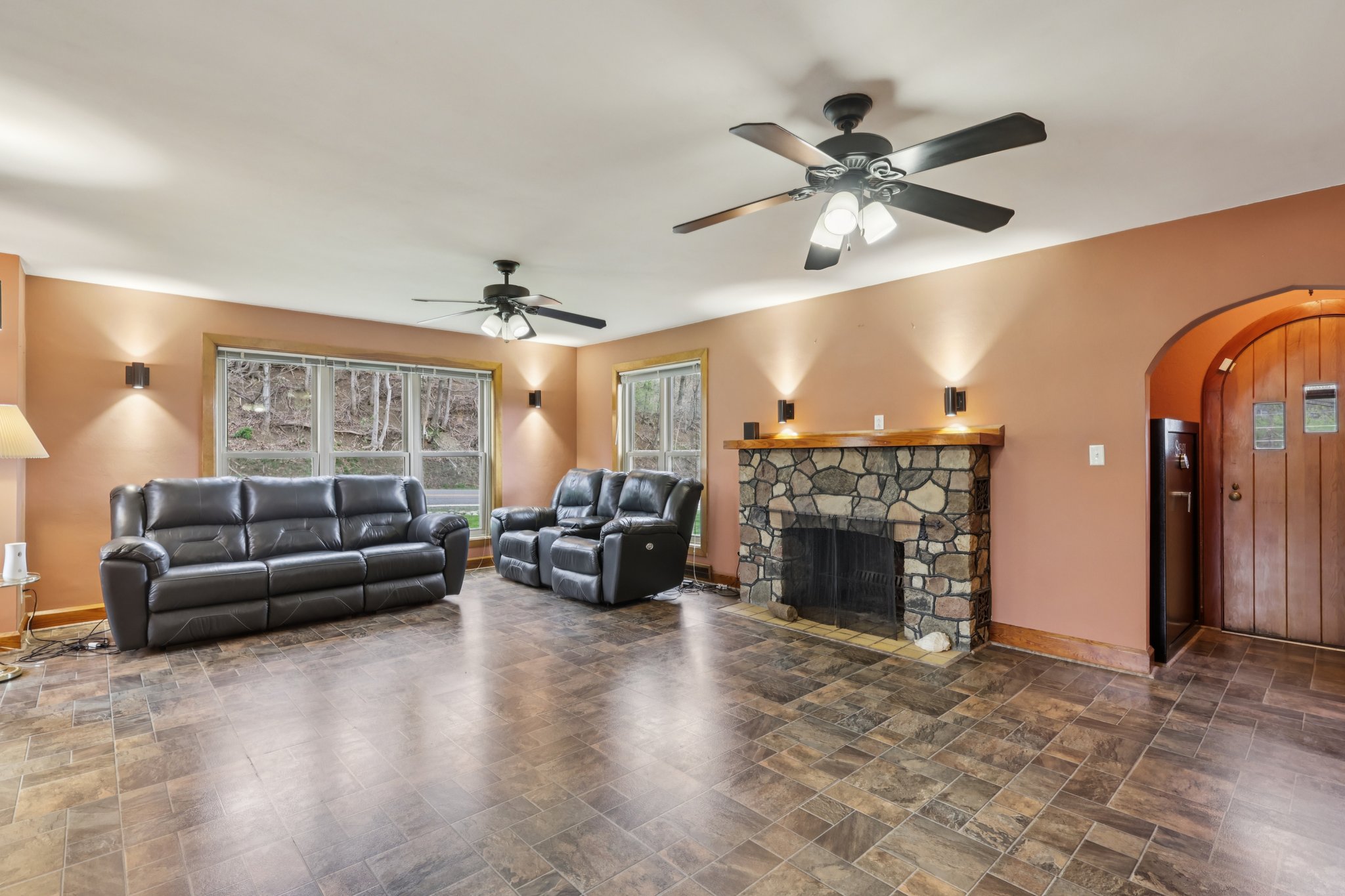 Old Lincoln Hwy-S0704-013.jpg