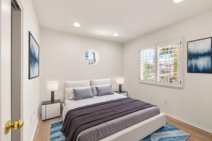 537 Turquoise Dr-24 virtually staged.jpeg