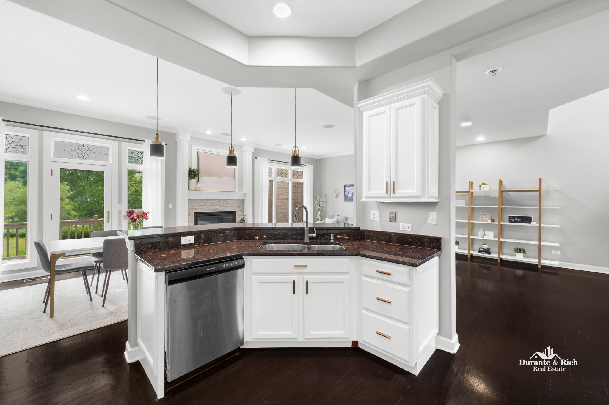 1537 W Rue James Pl, Palatine, IL 60067_005