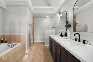 1537 W Rue James Pl, Palatine, IL 60067_008