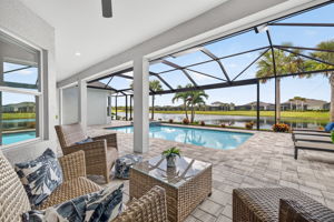 Pool Lanai 2