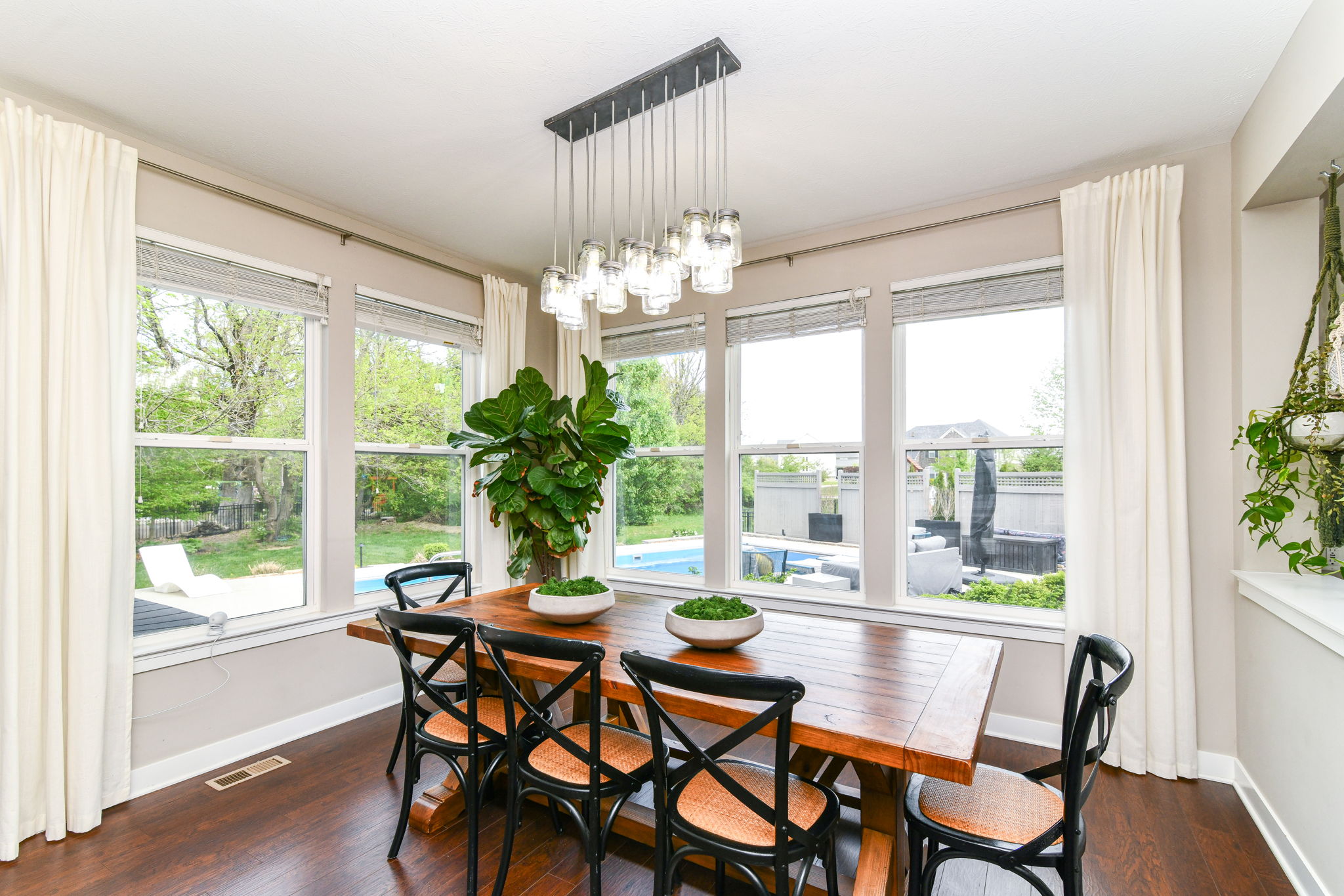 Breakfast Room