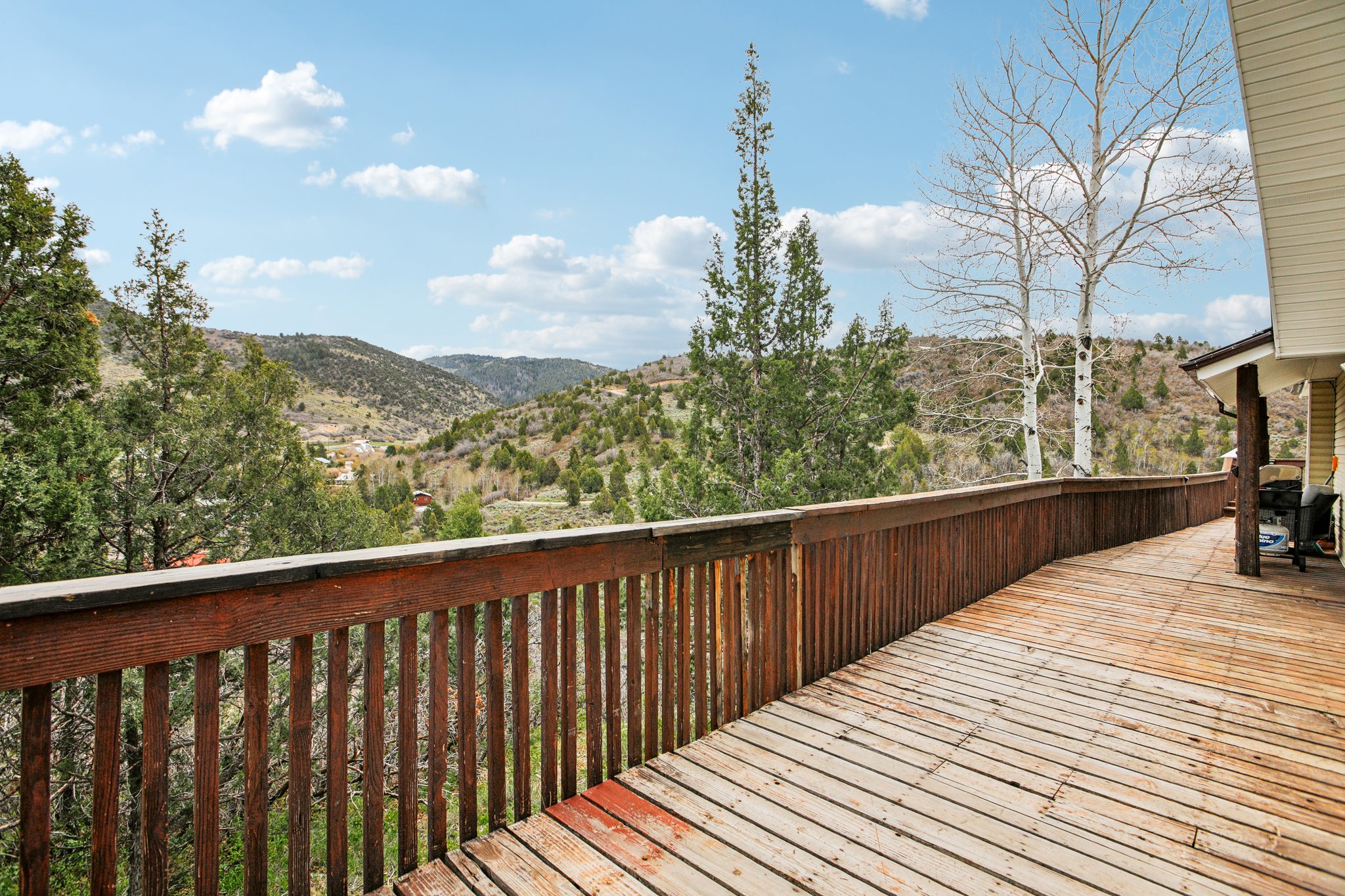 Country Cir-S2304-033.jpg