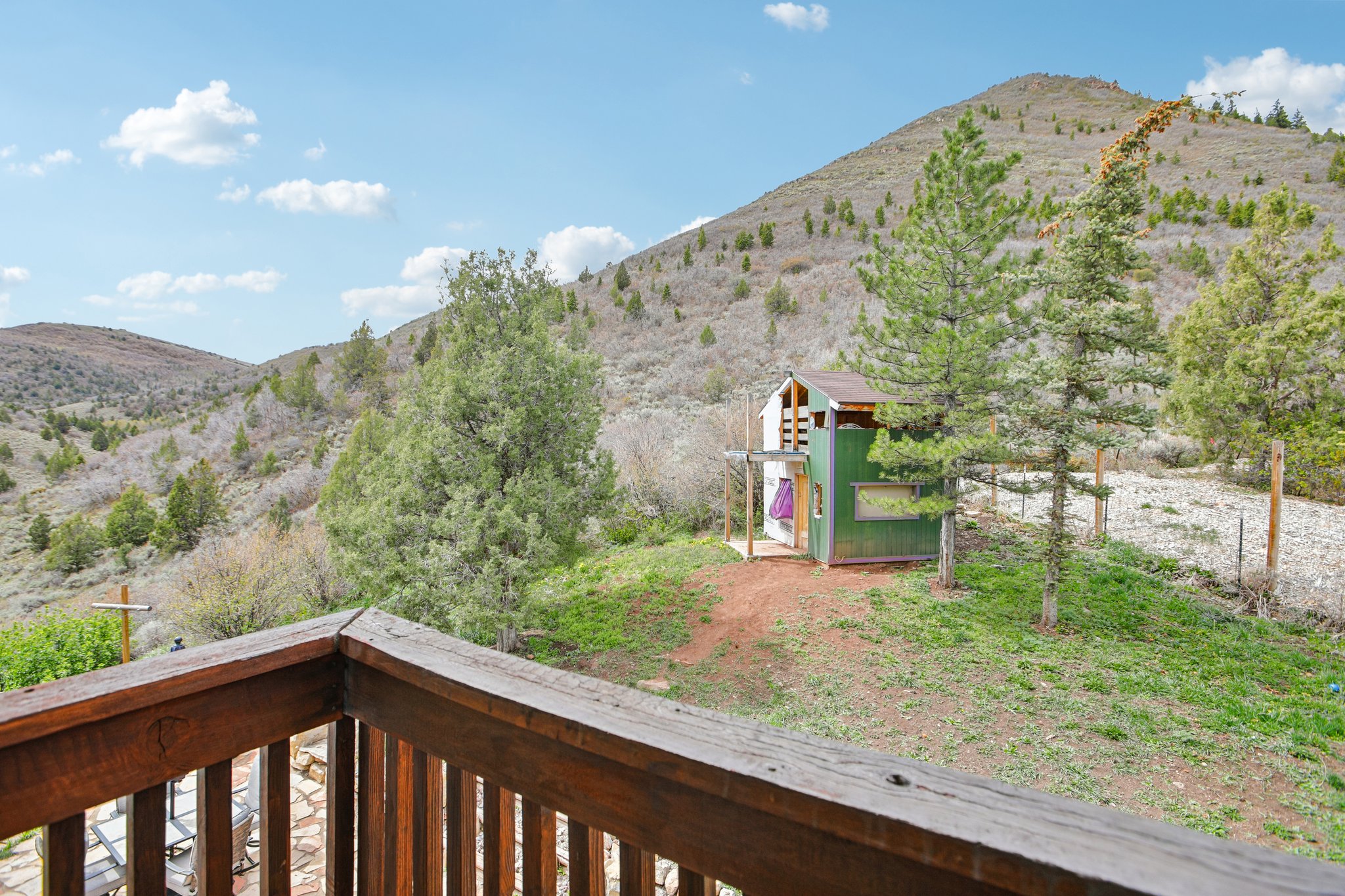 Country Cir-S2304-038.jpg