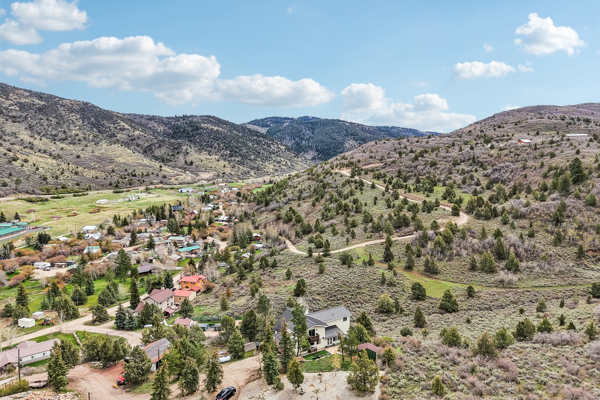 Country Cir-S2304-045.jpg