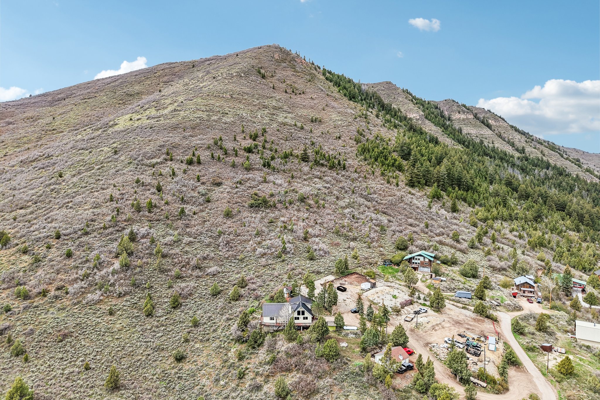 Country Cir-S2304-050.jpg