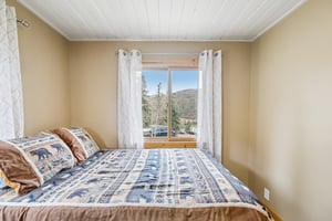 Country Cir-S2304-013.jpg