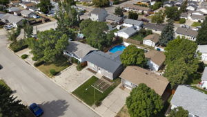  Photo 40