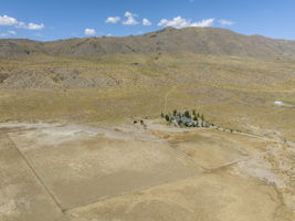  Photo 37