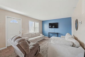  Photo 0
