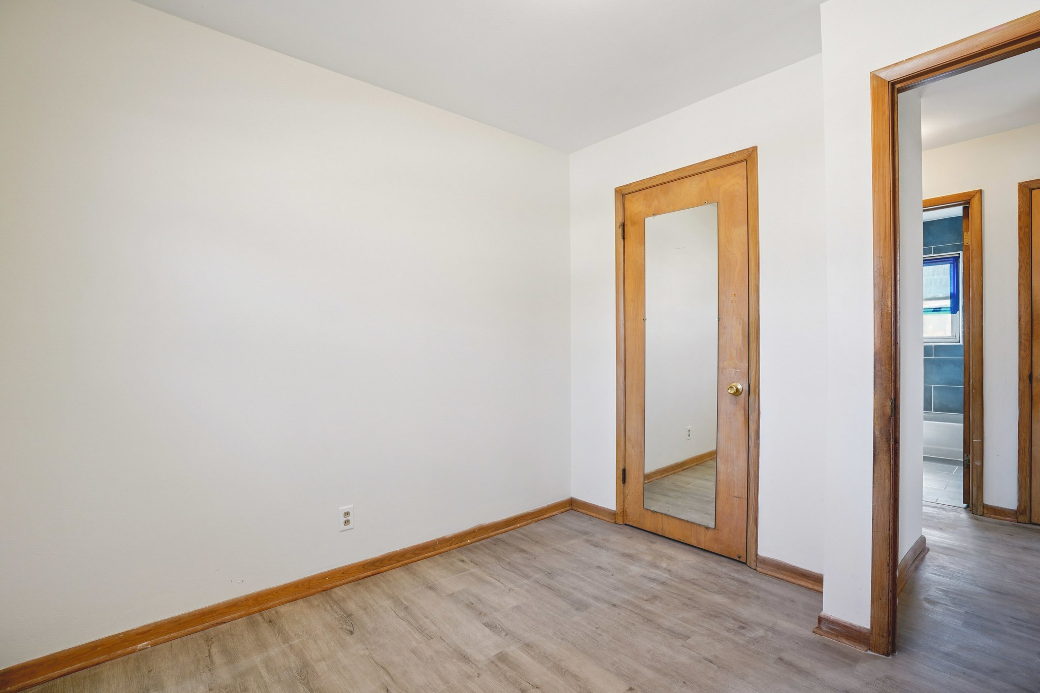 Birch Dr-S2002-026.jpg