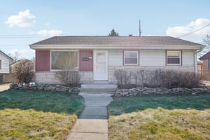 Birch Dr-S2002-001.jpg