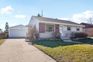 Birch Dr-S2002-002.jpg