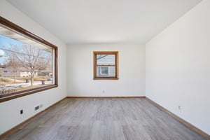 Birch Dr-S2002-009.jpg