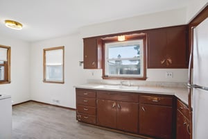 Birch Dr-S2002-011.jpg