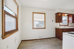 Birch Dr-S2002-015.jpg