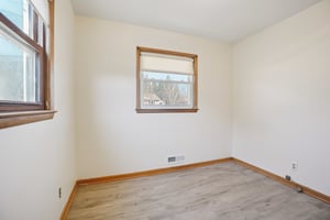 Birch Dr-S2002-024.jpg