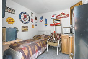  Photo 24