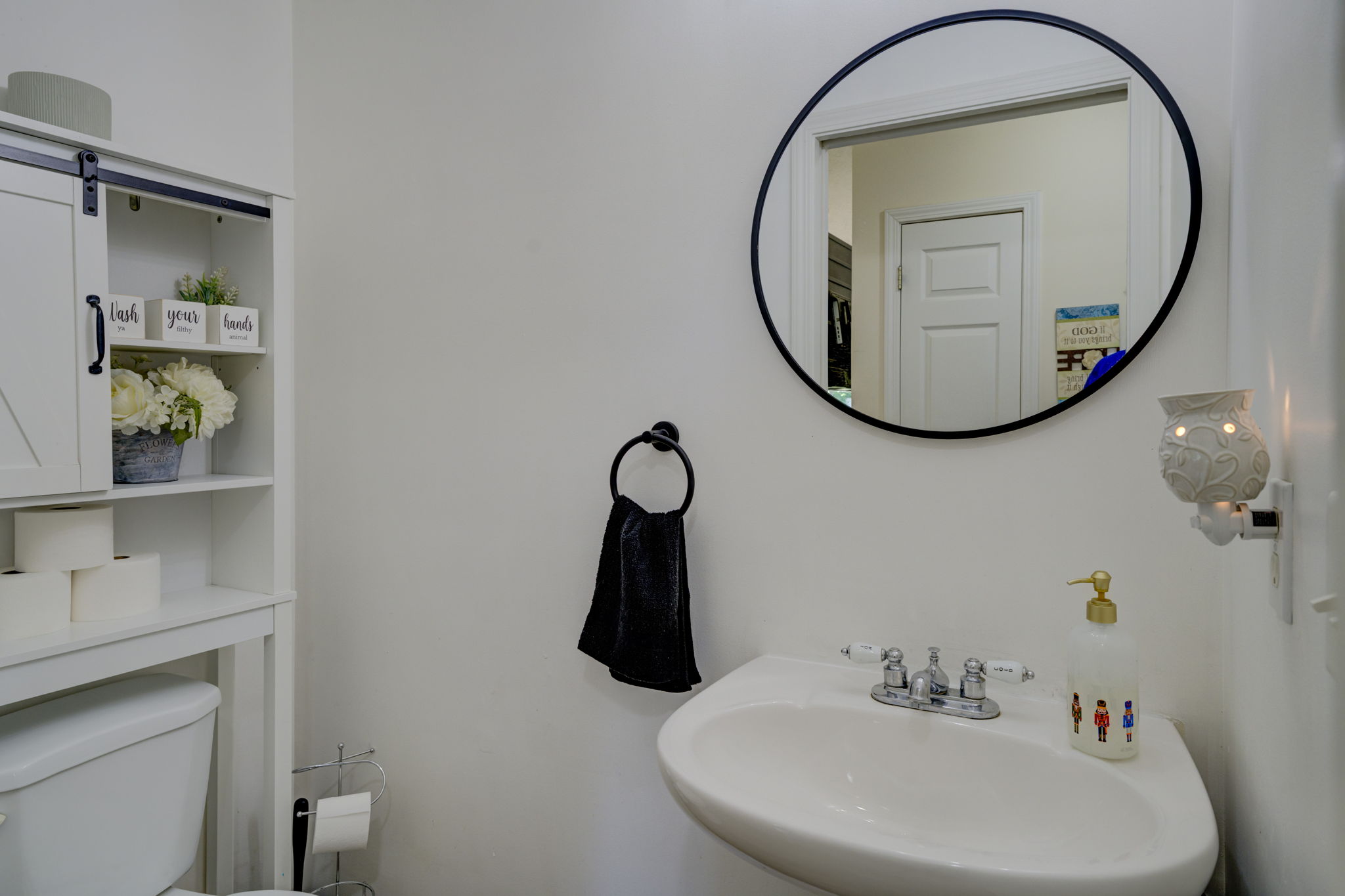  Photo 21