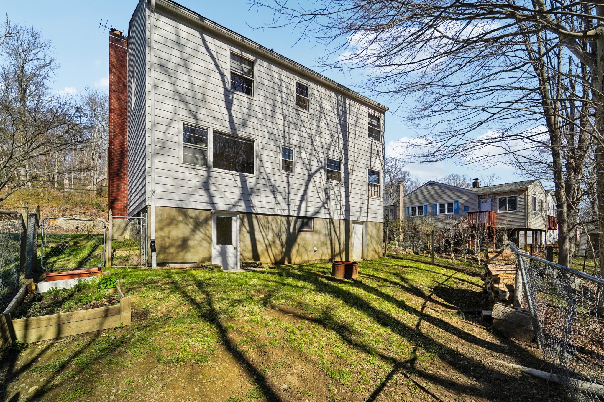 Old State Rd-S0904-039.jpg