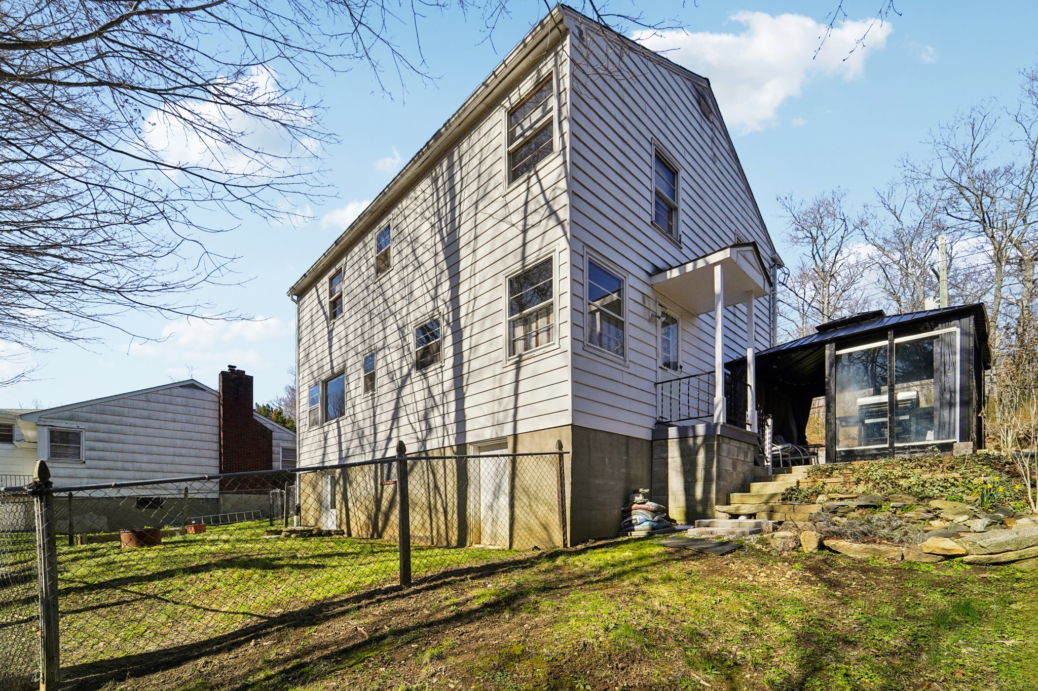 Old State Rd-S0904-044.jpg