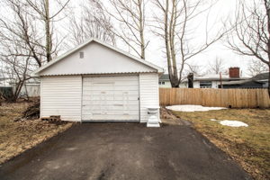 154 Purdy Ave, Moncton, NB E1C 7W2, Canada Photo 5