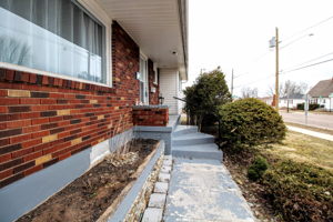 154 Purdy Ave, Moncton, NB E1C 7W2, Canada Photo 7