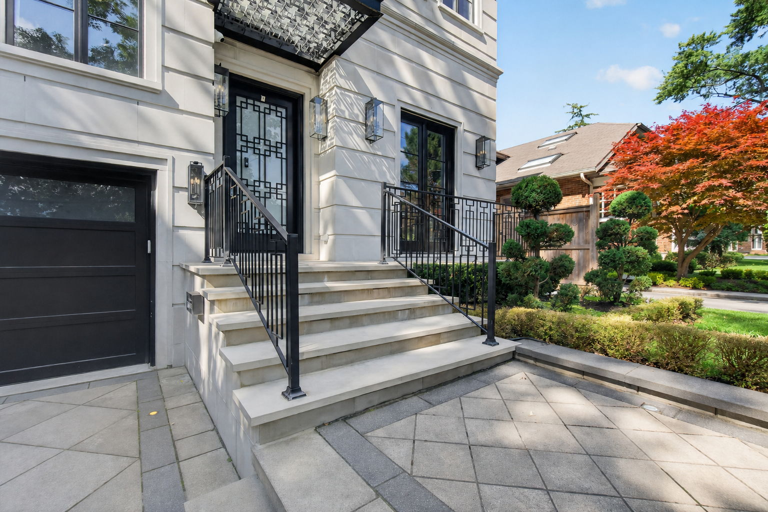 154 Yonge Blvd Toronto, ON M5M 3H4