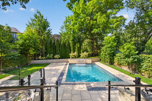  Photo 67