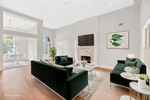 PLMG7850 virtually staged.jpeg