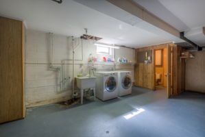 Basement/Laundry