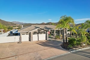 Suncrest Vista Ln-043.jpg