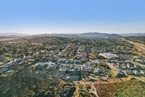 Suncrest Vista Ln-055.jpg