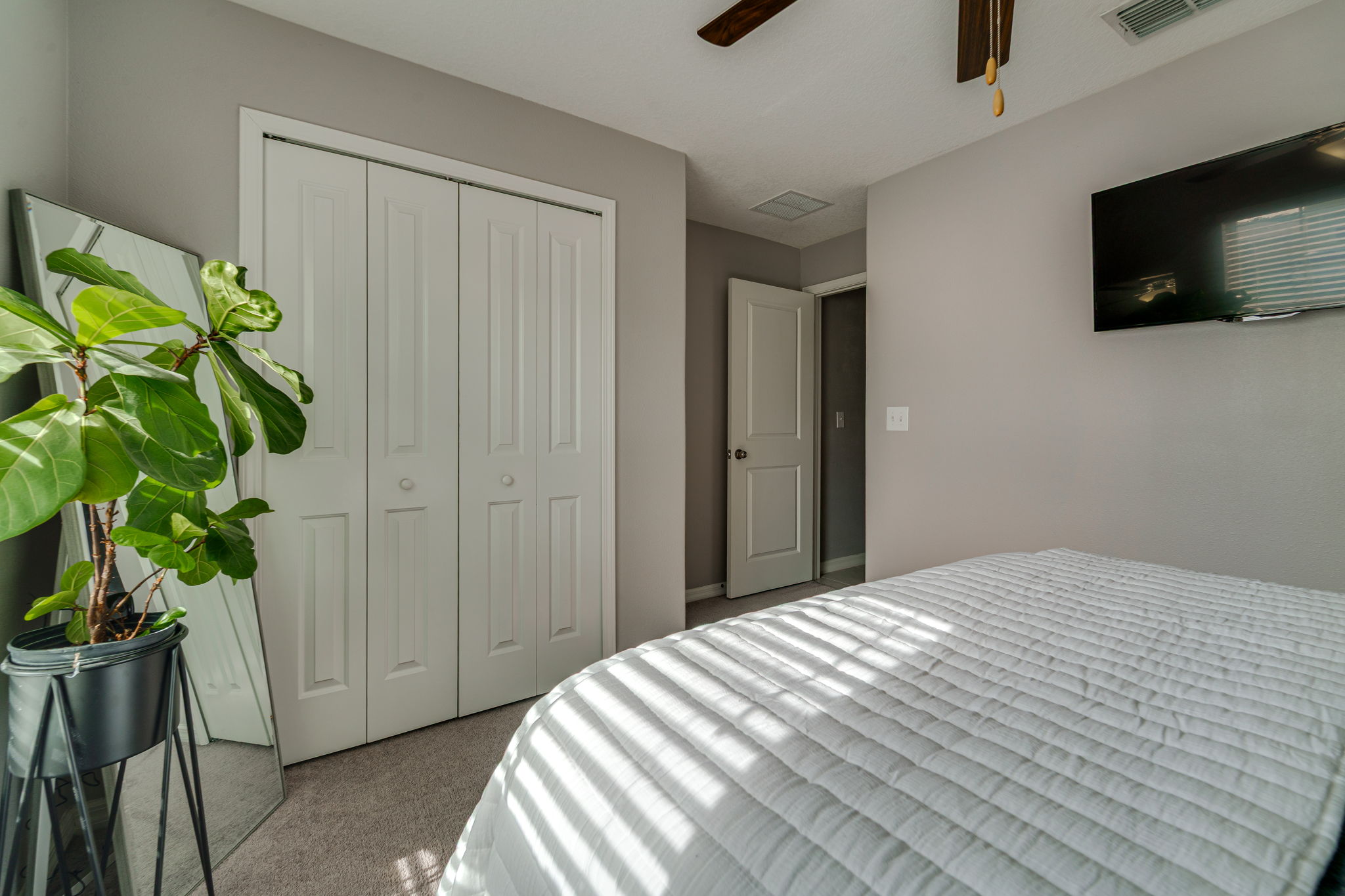 BED1 15403 Wicked Strong St 065-Enfuse