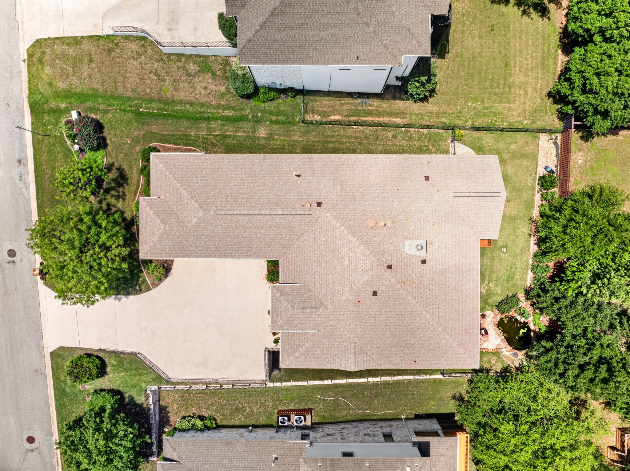  Photo 38