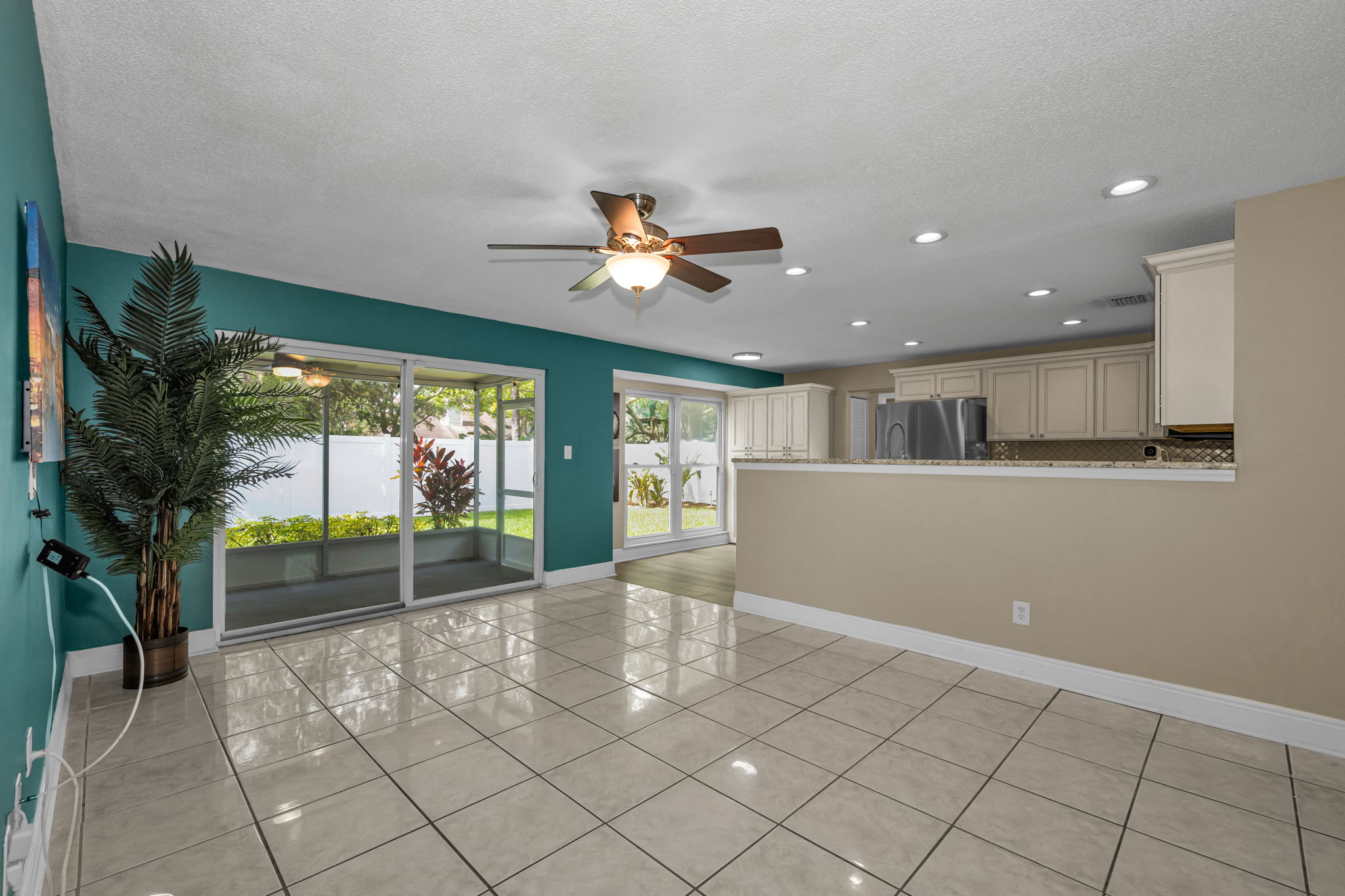 Family Room 4