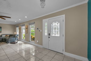 Foyer 1