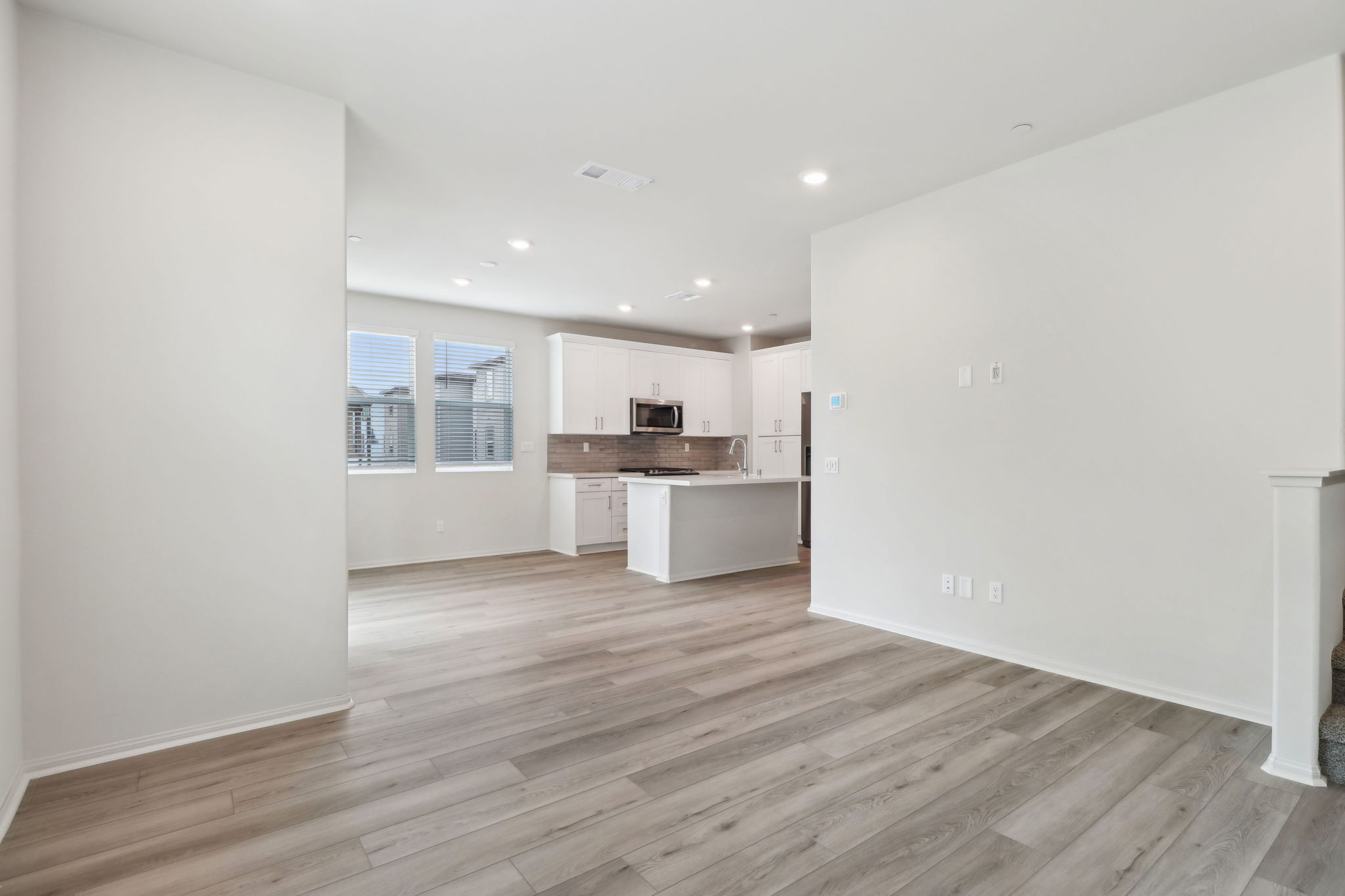 Southern California - Stratus - 1541 Stratus Drive, Pomona, CA 91768 - 007