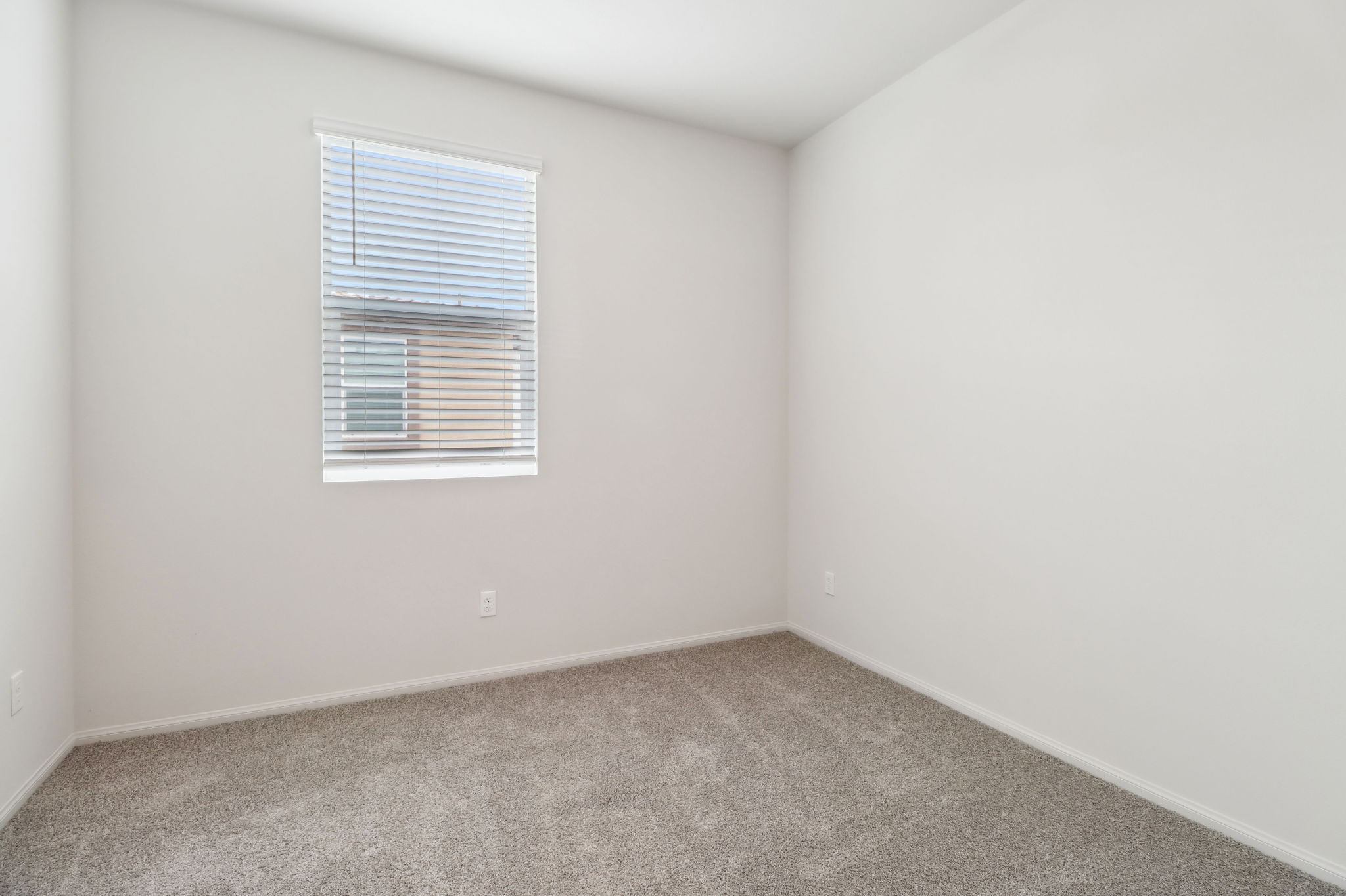 Southern California - Stratus - 1541 Stratus Drive, Pomona, CA 91768 - 011