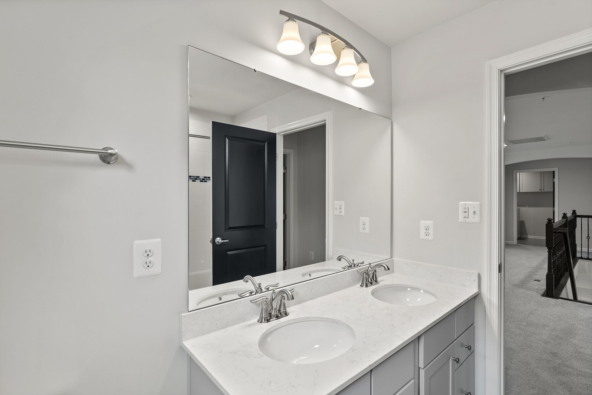 Upper Level Hall Bathroom
