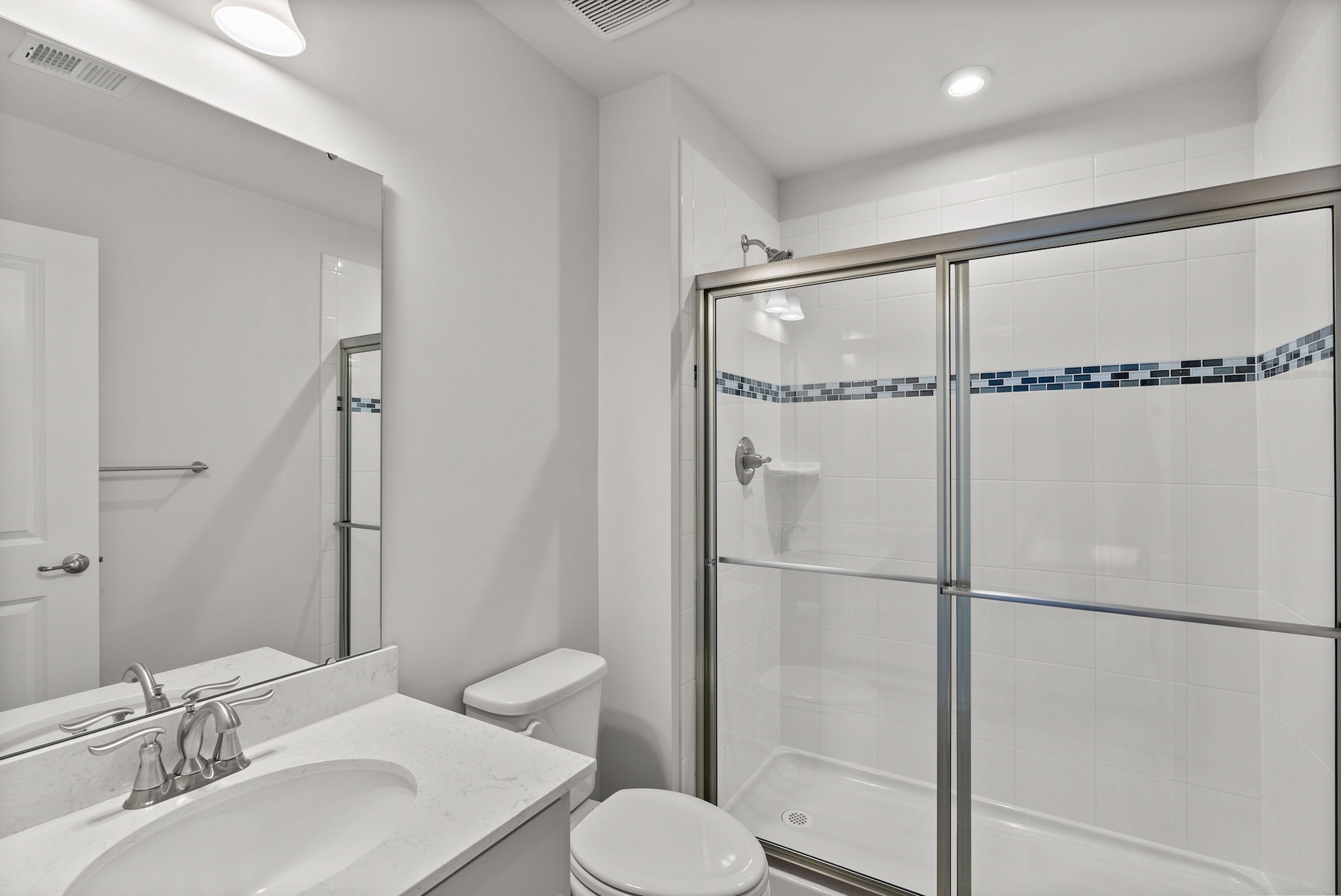 Bedroom 4 En Suite Bathroom