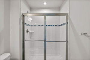 Bedroom 4 En Suite Bathroom