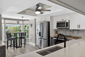 Kitchen 1 of 6