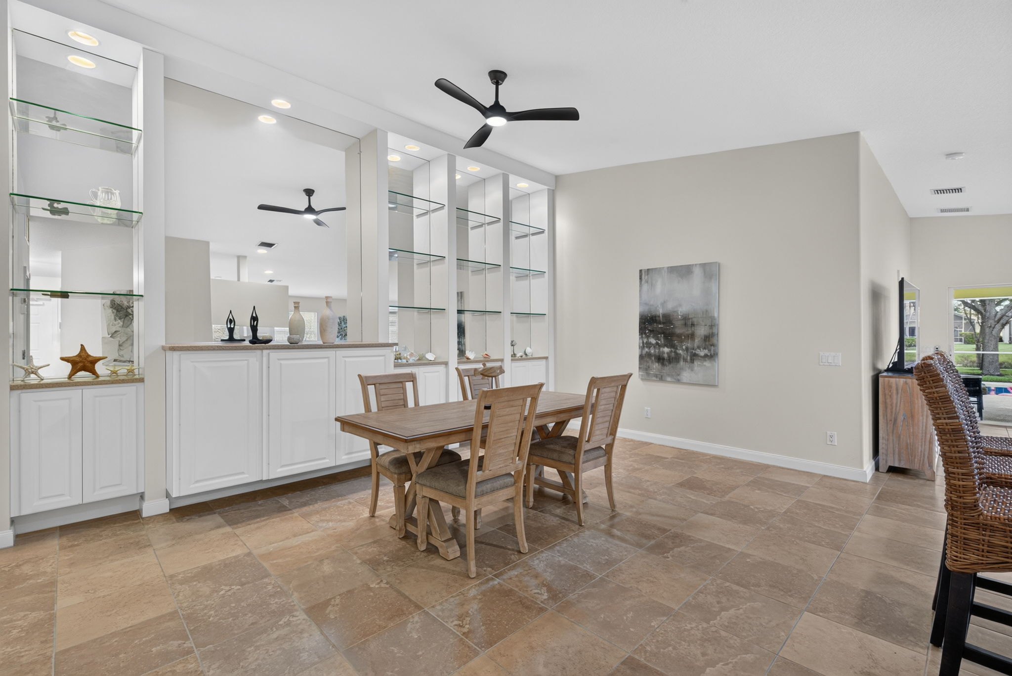 Dining Room 1 of 4