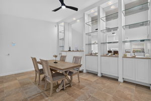 Dining Room 4 of 4